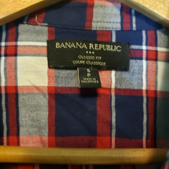 Like New Banana Republic Navy Blue Red Ruffle Plaid Small Button Down Shirt - Picture 3 of 5
